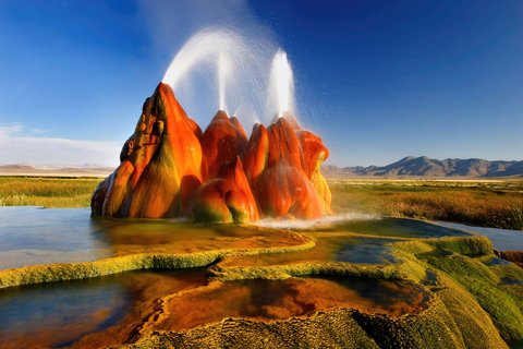 Fotografie von Christian Klepp Geysiere speien Wasser