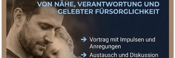 Mann umarmt ein kleines Kind. Überschrift: Wenn Männer sorgen, Online-Veranstaltung am 12.03.2026